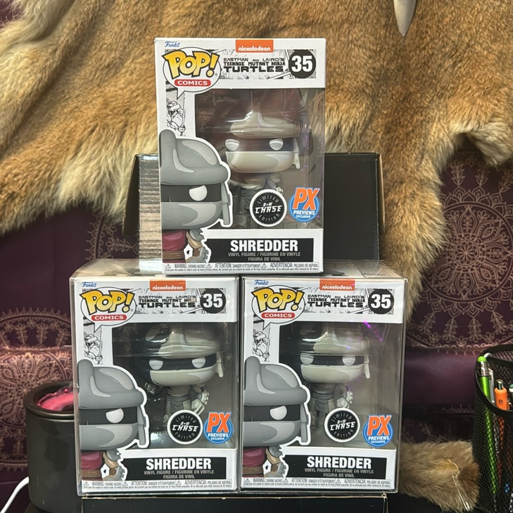 Funko Pop Teenage Mutant Ninja Turtle Shredder Chase. 3 available